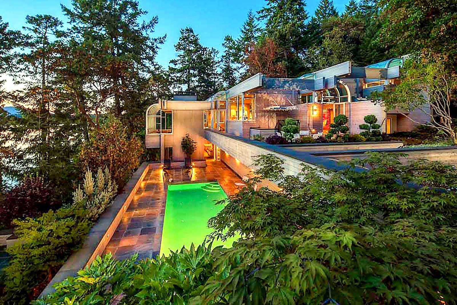 Saanich Inlet Home — interior and exterior by C&W Campbell