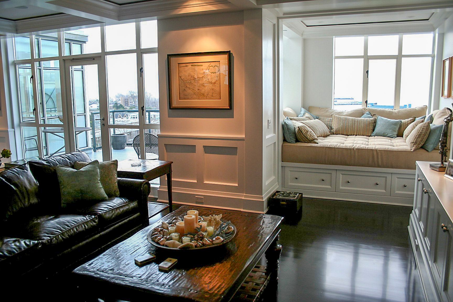 Shoal Point Penthouse — interior and exterior by C&W Campbell